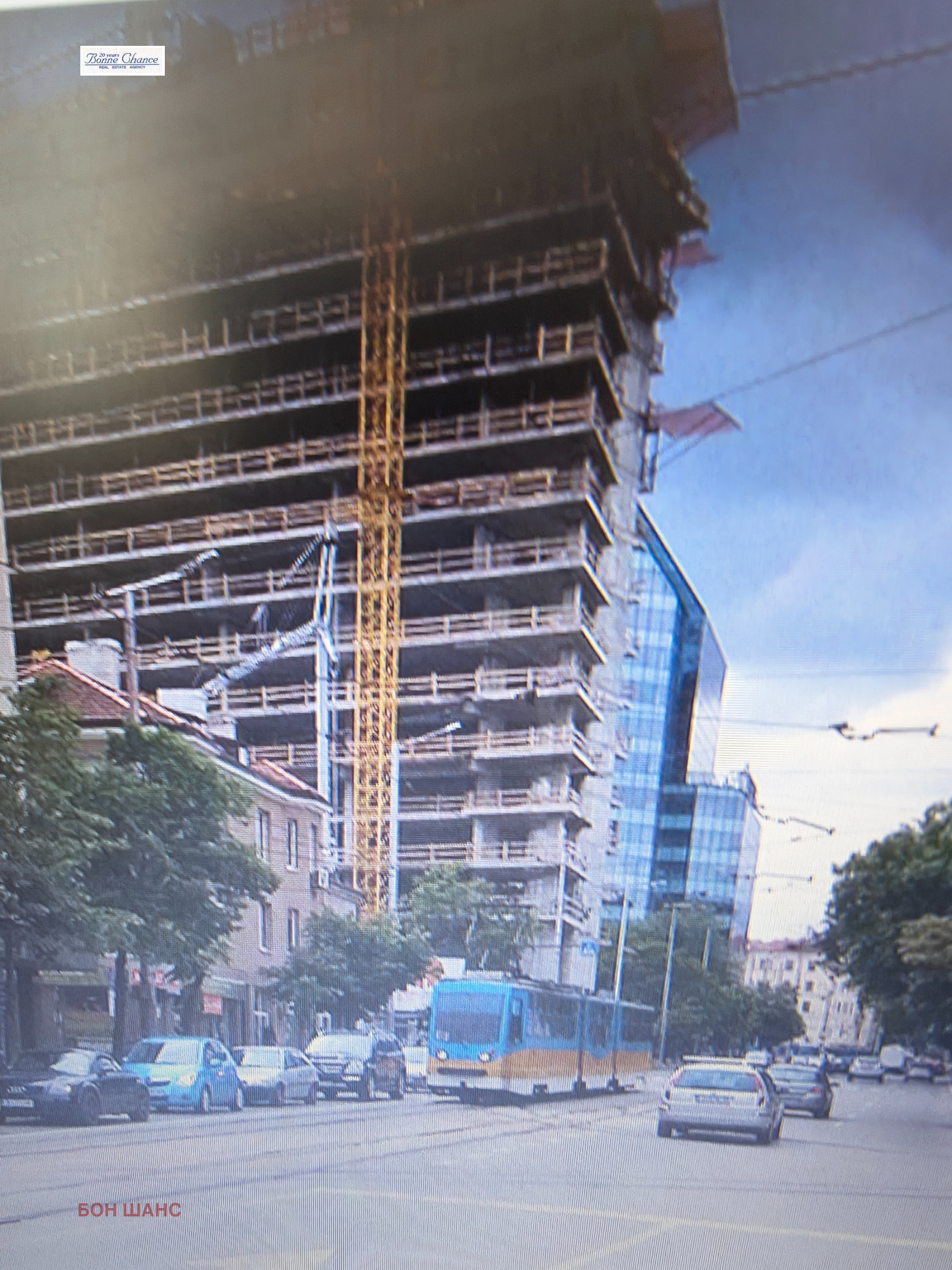 Дава под наем ГАРАЖ, ПАРКОМЯСТО, гр. София, Център, снимка 3 - Гаражи и паркоместа - 53811530