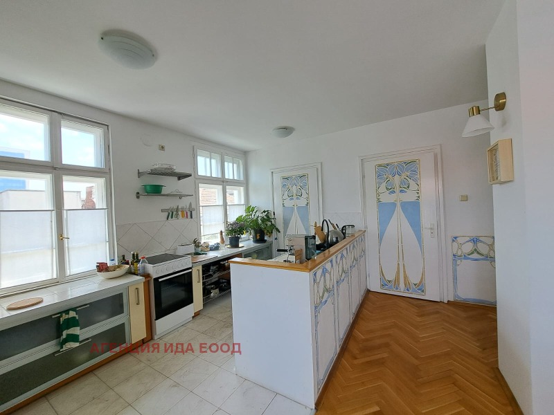 Vuokrattavana  3 makuuhuonetta Sofia , Tsentar , 210 neliömetriä | 73498064 - kuva [13]