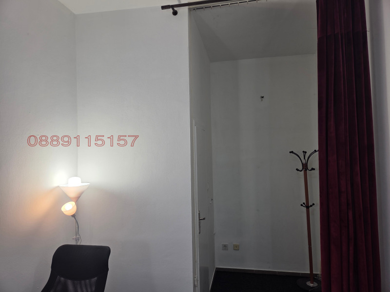 Дава под наем ОФИС, гр. Пловдив, Център, снимка 4 - Офиси - 53483904