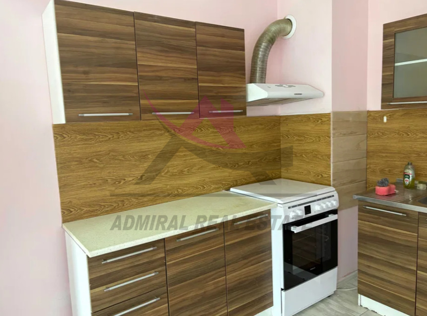 Дава под наем 2-СТАЕН, гр. Варна, Център, снимка 2 - Апартаменти - 56078492