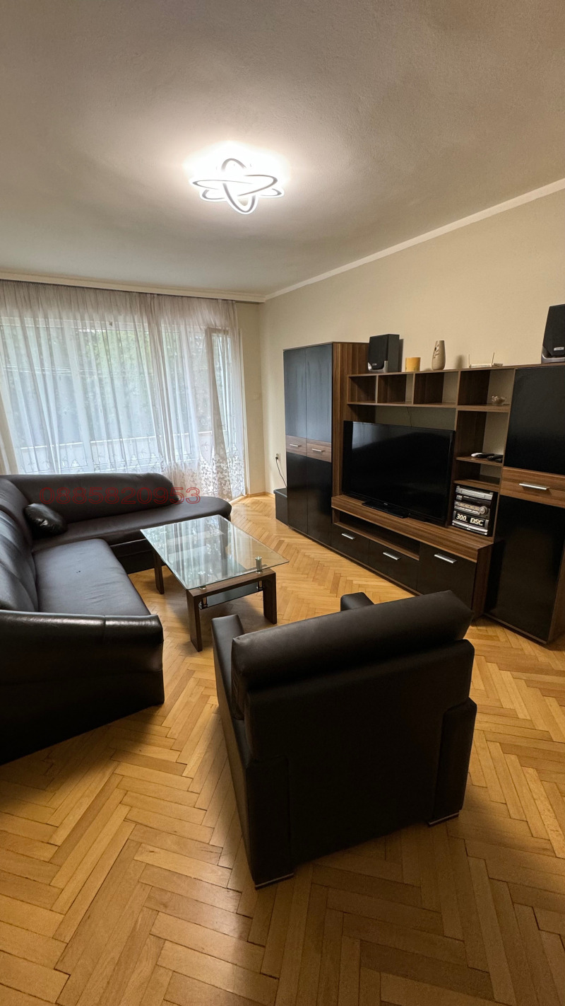 Zu vermieten  1 Schlafzimmer Sofia , Lozenez , 80 qm | 54208999 - Bild [3]