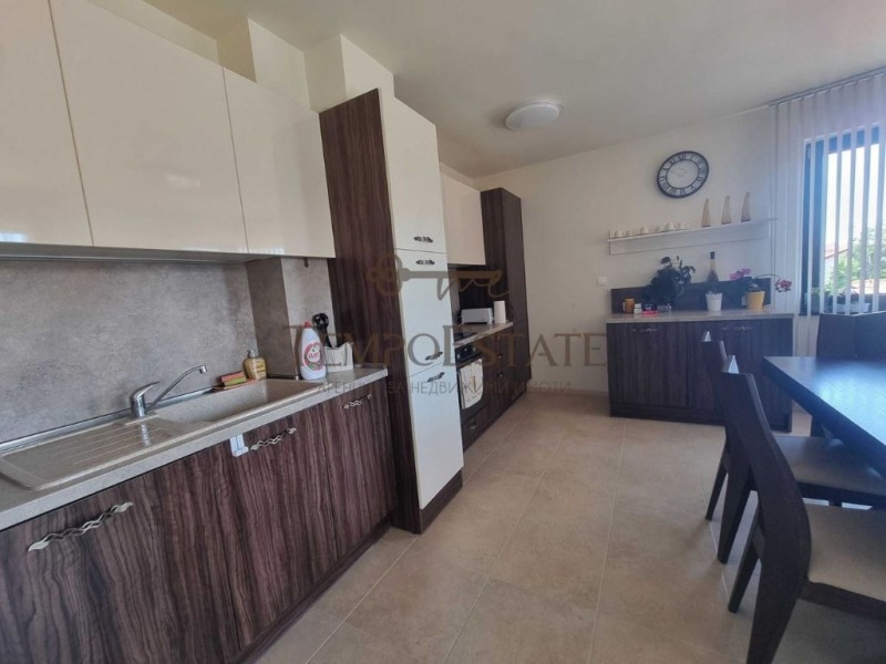 De inchiriat  2 dormitoare Varna , Vinița , 120 mp | 73564470 - imagine [4]