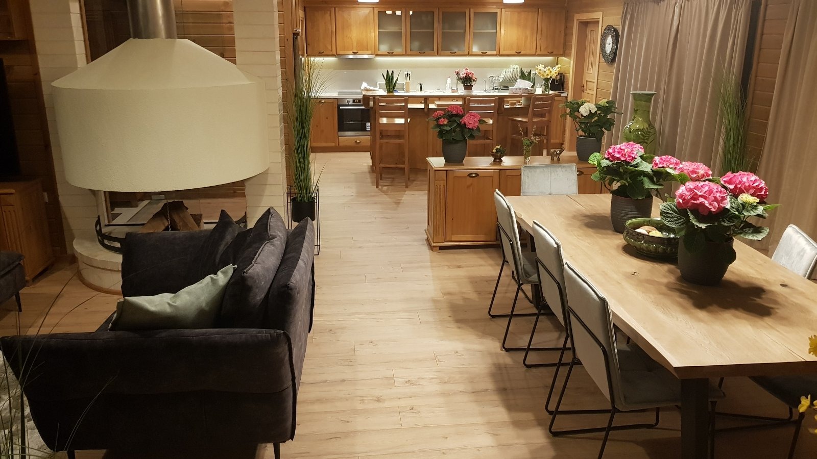 Дава под наем ВИЛА, гр. Банско, област Благоевград, снимка 8 - Вили - 53948561