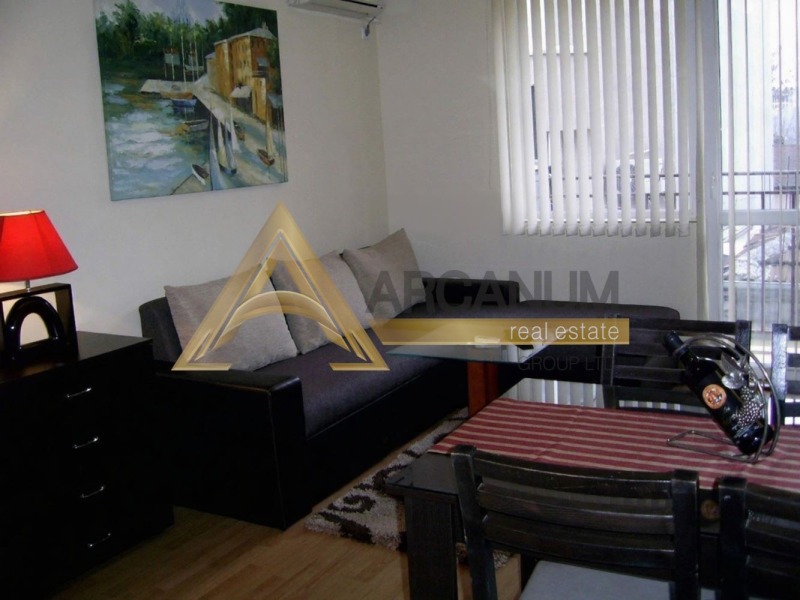 Дава под наем 2-СТАЕН, гр. Варна, Център, снимка 2 - Апартаменти - 52382502