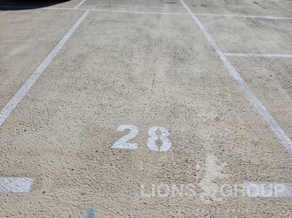 Дава под наем ГАРАЖ, ПАРКОМЯСТО, гр. Варна, Левски 2, снимка 3 - Гаражи и паркоместа - 54106096