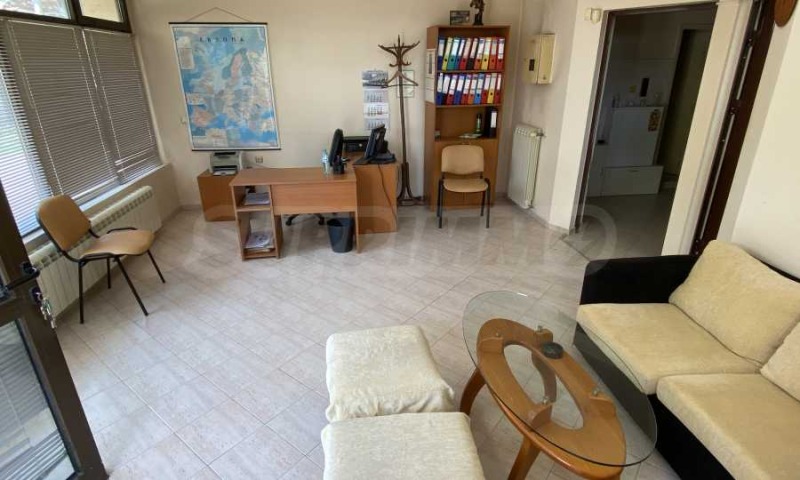 Издаје се  Канцеларија Видин , Центар , 65 м2 | 34062709 - слика [2]