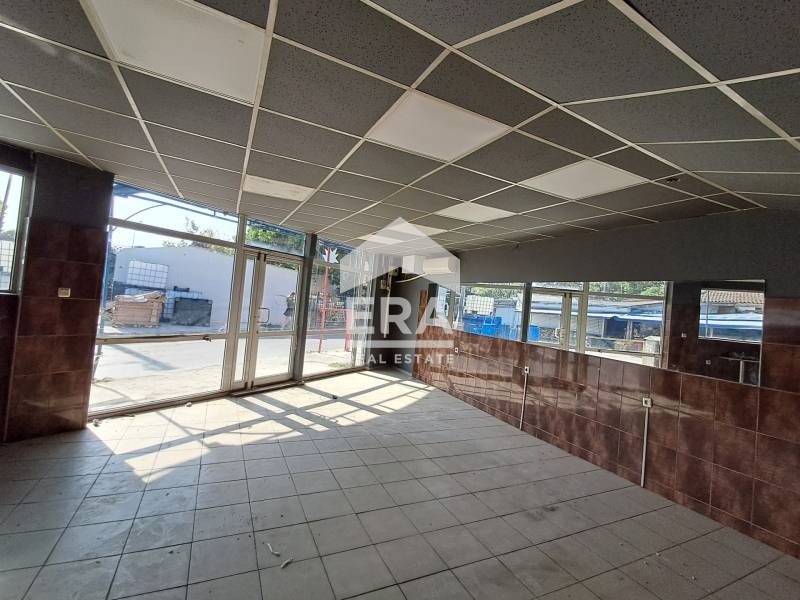 En renta  Bar; Cafetería Varna , Troshevo , 65 metros cuadrados | 44902225