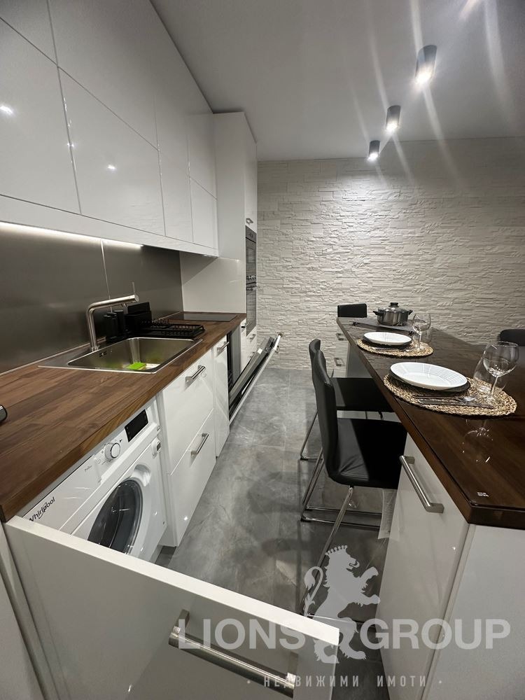 K pronájmu  1 ložnice Varna , Asparuchovo , 65 m2 | 20761807 - obraz [2]