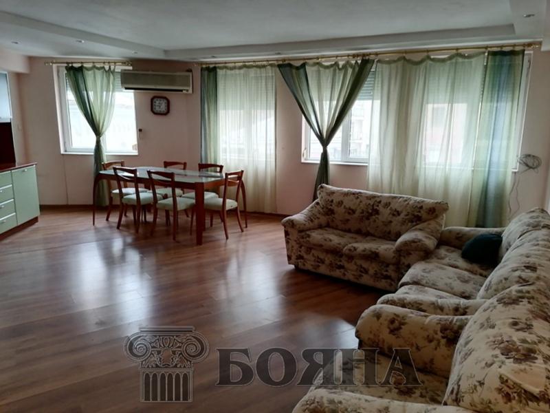 Da affittare  2 camere da letto Ruse , Tsentar , 100 mq | 33654392 - Immagine [2]