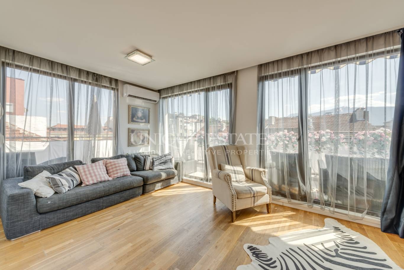 Дава под наем 3-СТАЕН, гр. София, Център