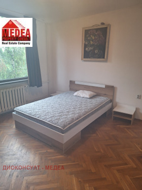 1 quarto Lagera, Sofia