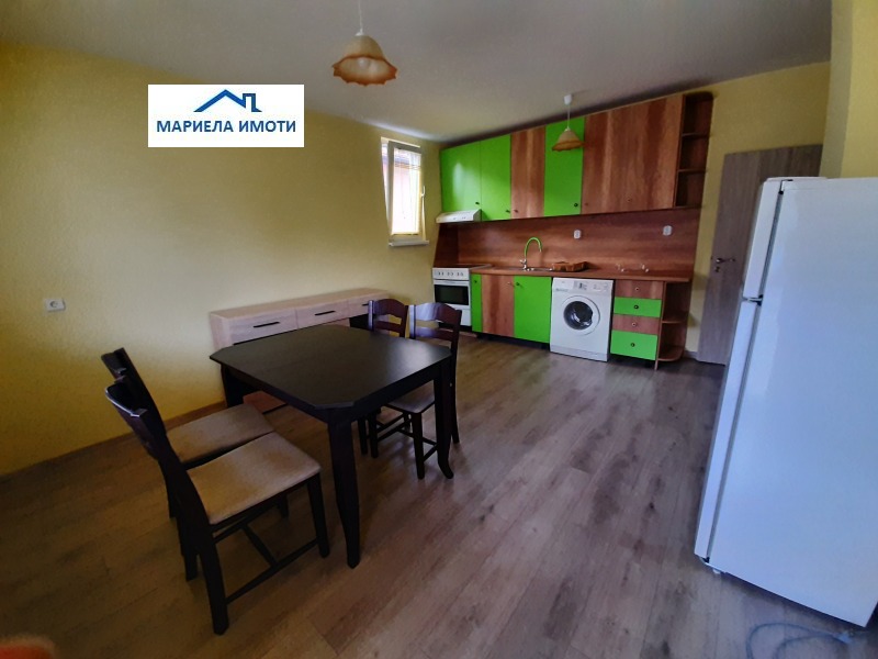 Te huur  2 slaapkamers Plovdiv , Zapaden , 100 m² | 16431372