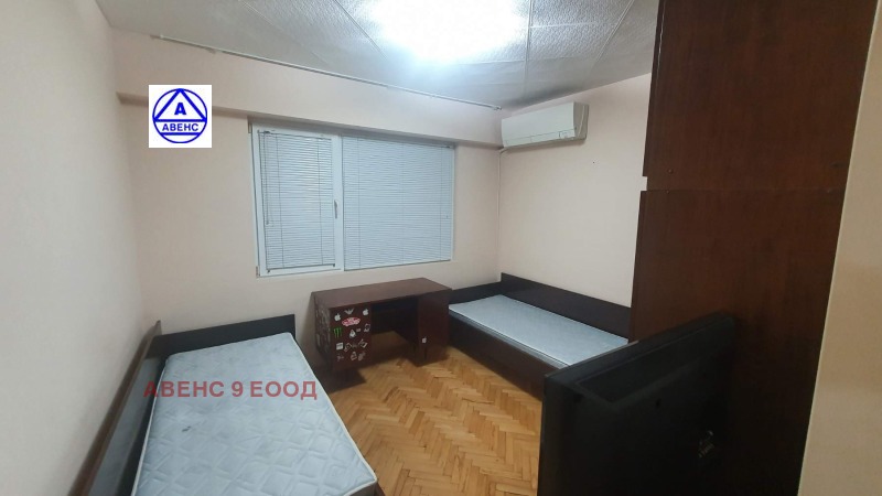 Дава под наем 3-СТАЕН, гр. Плевен, Дружба 1, снимка 13 - Апартаменти - 52686053