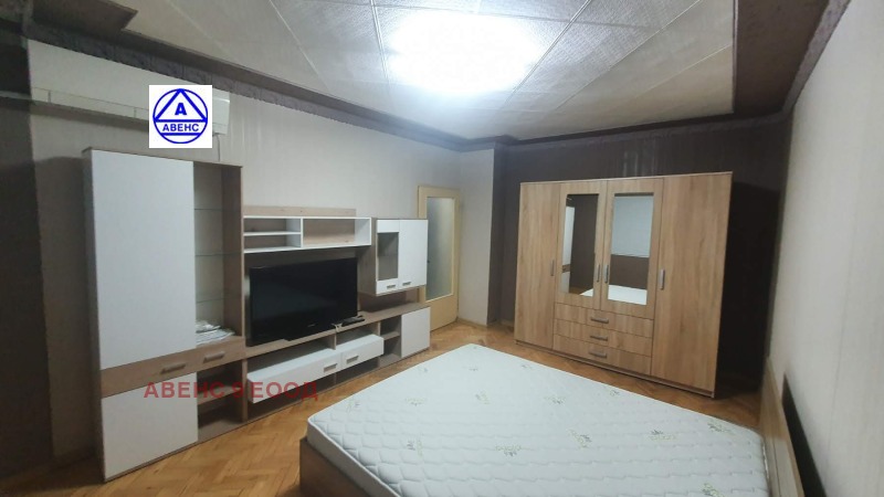 Дава под наем 3-СТАЕН, гр. Плевен, Дружба 1, снимка 14 - Апартаменти - 52686053