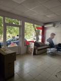 Под наем МАГАЗИН, град Враца, Център • 400 € • 58417772 3