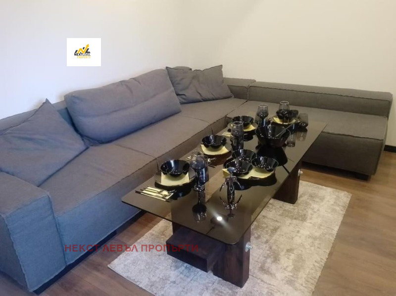 Para alugar  1 quarto Sofia , Lozenec , 56 m² | 45196840