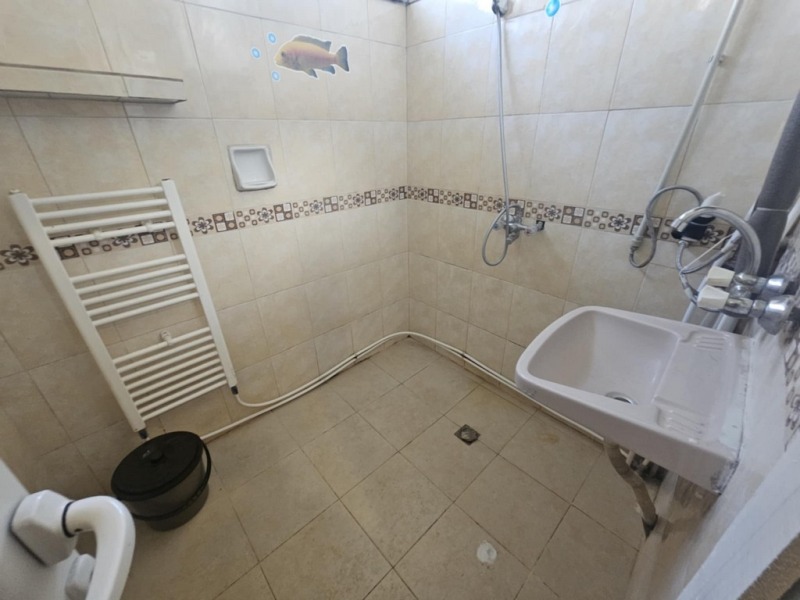 Дава под наем  Етаж от къща град Кърджали , Байкал , 110 кв.м | 71698997 - изображение [9]