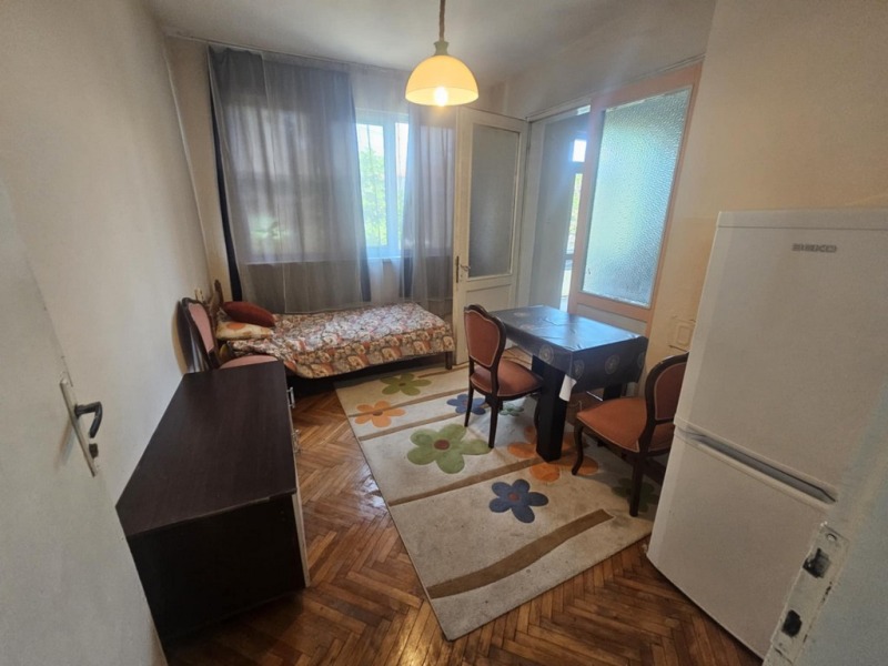 Дава под наем  Етаж от къща град Кърджали , Байкал , 110 кв.м | 71698997 - изображение [4]
