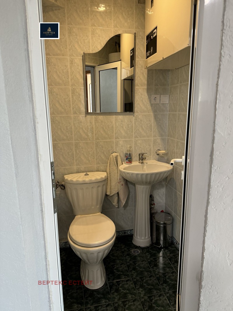 Дава под наем  3-стаен град Габрово , Център , 120 кв.м | 72598523 - изображение [6]
