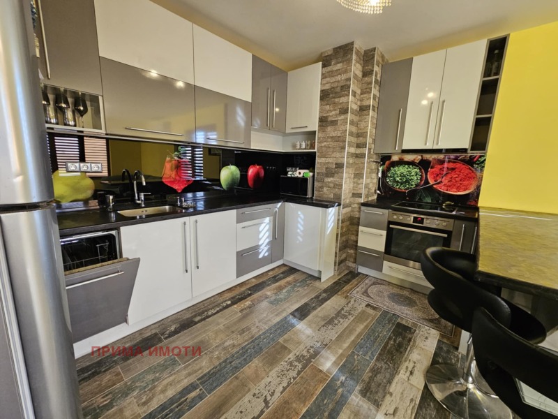 Дава под наем 3-СТАЕН, гр. Варна, Възраждане 3, снимка 13 - Апартаменти - 52871980