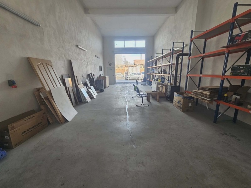 Дава под наем пром. помещение, гр. кърджали, промишлена зона - изток