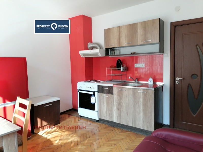 Te huur  Studio Pleven , Sjirok tsentar , 55 m² | 35796315