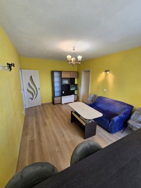 2 slaapkamers Mladezjki Chalm, Plovdiv 1