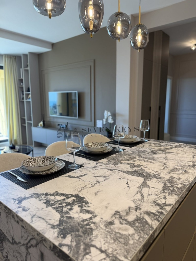 K pronájmu  1 ložnice Varna , k.k. Sv.Sv. Konstantin i Elena , 75 m2 | 77400594