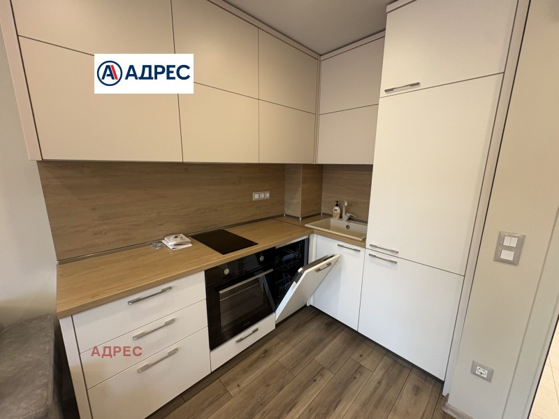 Дава под наем 3-СТАЕН, гр. Варна, ВИНС-Червен площад, снимка 2 - Апартаменти - 53446627