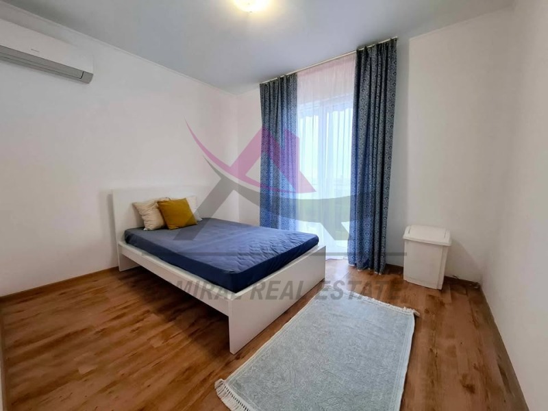 Дава под наем КЪЩА, с. Кичево, област Варна, снимка 3 - Къщи - 53264492