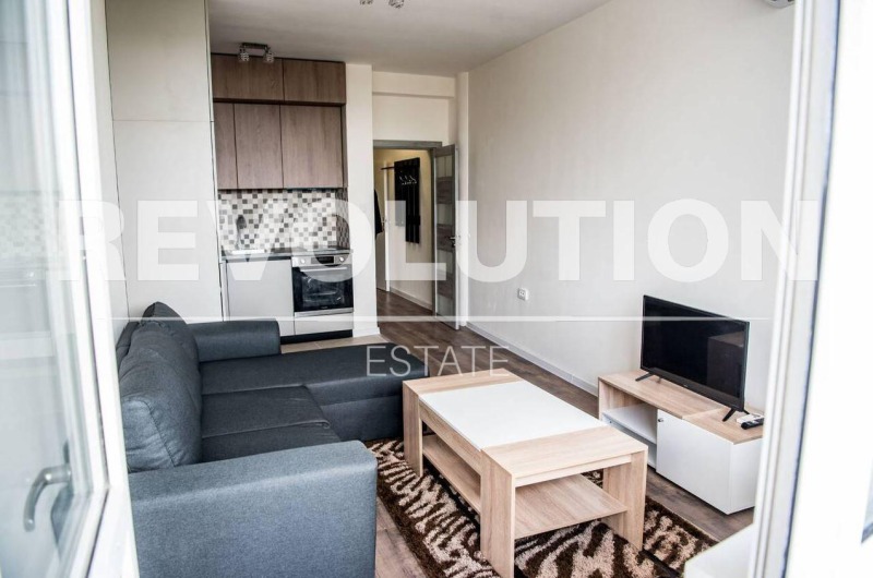 De inchiriat  Studio Varna , Țentâr , 35 mp | 63475624