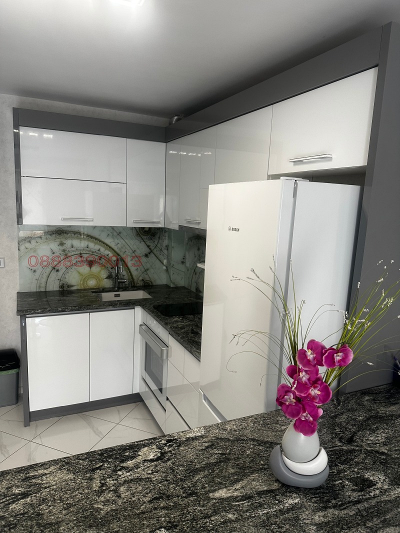 Издаје се  1 спаваћа соба Варна , Окражна болница-Генерали , 65 м2 | 30048879