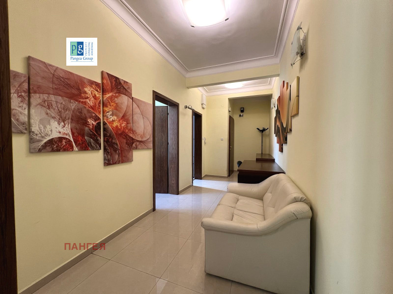 Te huur  Kantoor Sofia , Tsentar , 75 m² | 86540960
