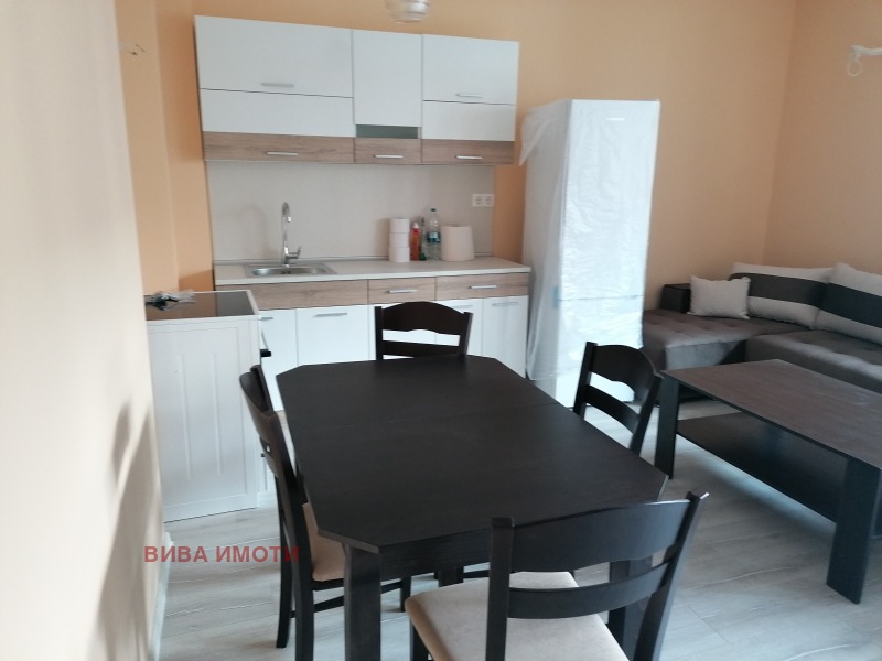 Vuokrattavana  1 makuuhuone Plovdiv , Tsentar , 70 neliömetriä | 74242328