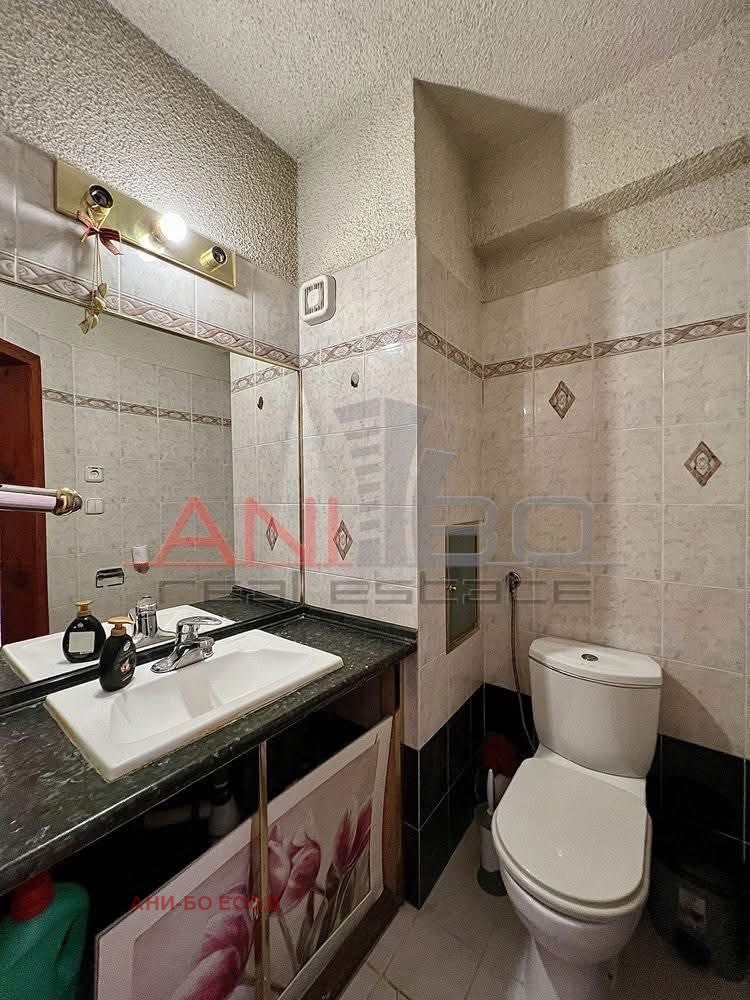 Дава под наем 2-СТАЕН, гр. София, Лозенец, снимка 9 - Апартаменти - 53869904