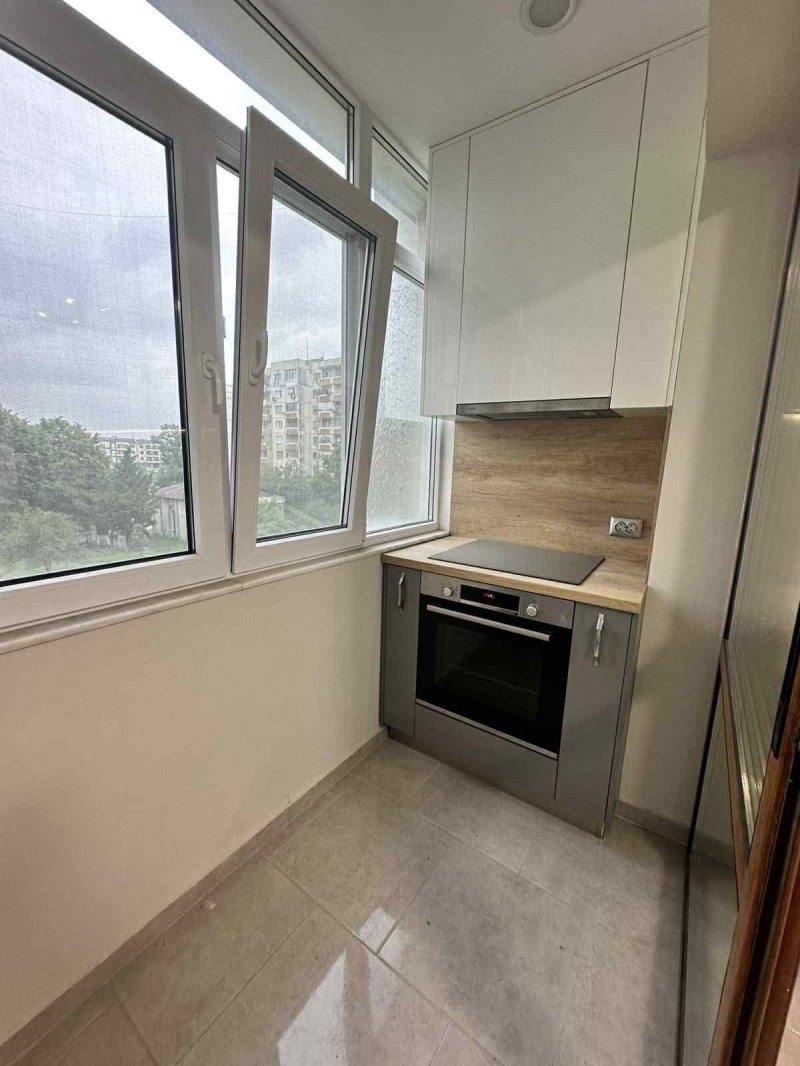 En renta  2 dormitorios Plovdiv , Yuzhen , 96 metros cuadrados | 56195939 - imagen [2]