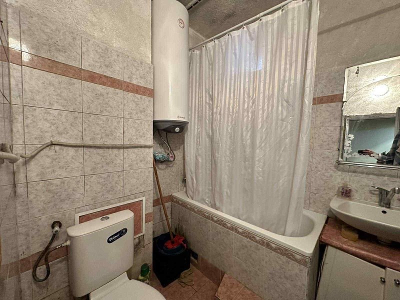 En renta  2 dormitorios Plovdiv , Yuzhen , 96 metros cuadrados | 56195939 - imagen [6]