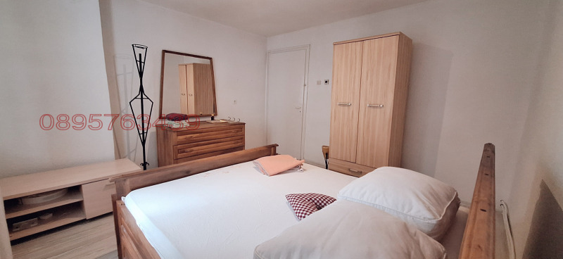 Дава под наем КЪЩА, гр. Перник, Център, снимка 7 - Къщи - 52938153