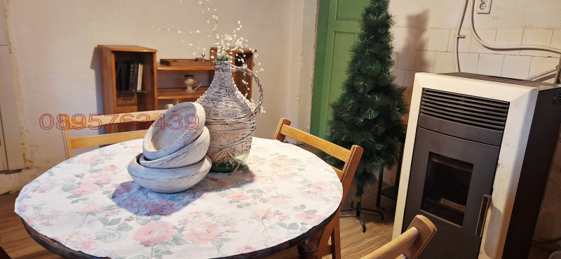 Дава под наем КЪЩА, гр. Перник, Център, снимка 9 - Къщи - 52938153