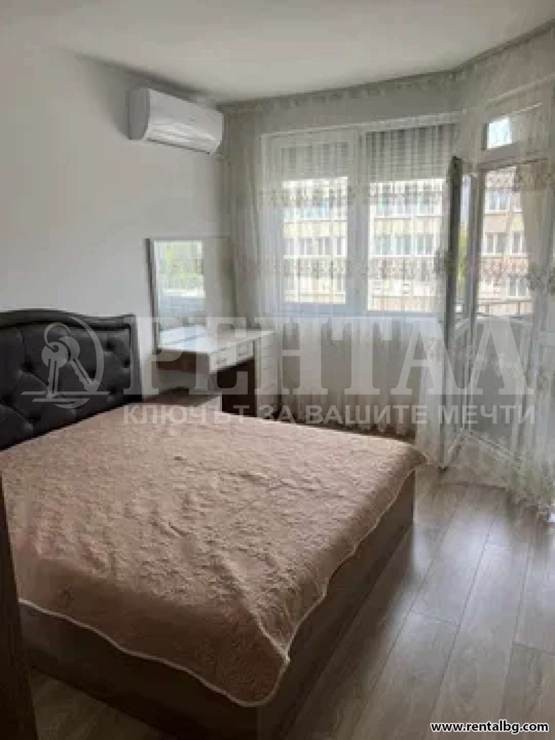 De inchiriat  2 dormitoare Plovdiv , Țentâr , 80 mp | 44083642 - imagine [6]