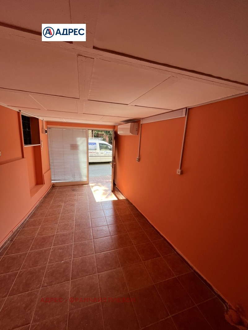 Til leje  Butik Lovech , Tsentar , 20 kvm | 44764338 - billede [2]