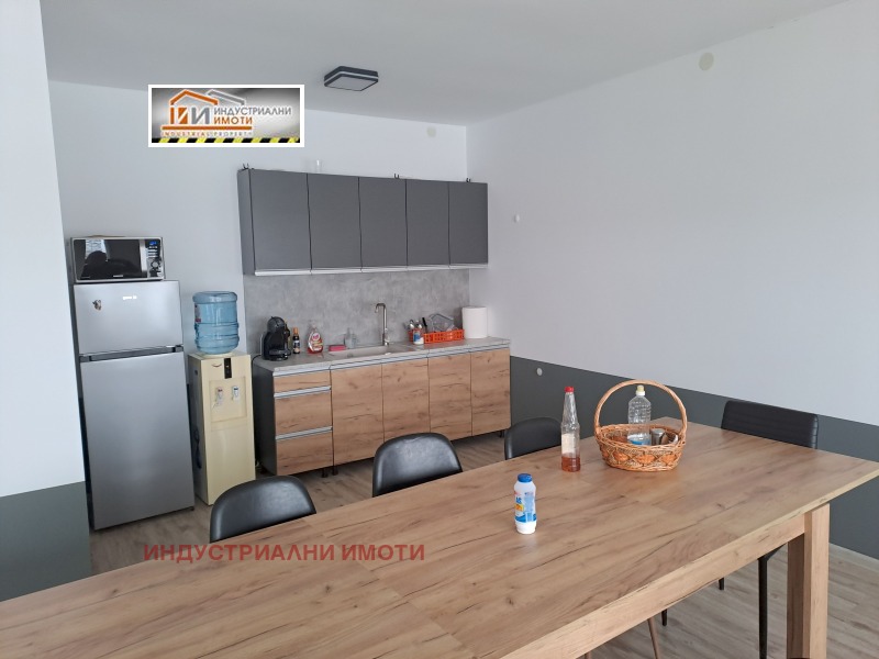 Дава под наем ПРОМ. ПОМЕЩЕНИЕ, гр. Пловдив, Индустриална зона - Юг, снимка 7 - Производствени сгради - 53382826