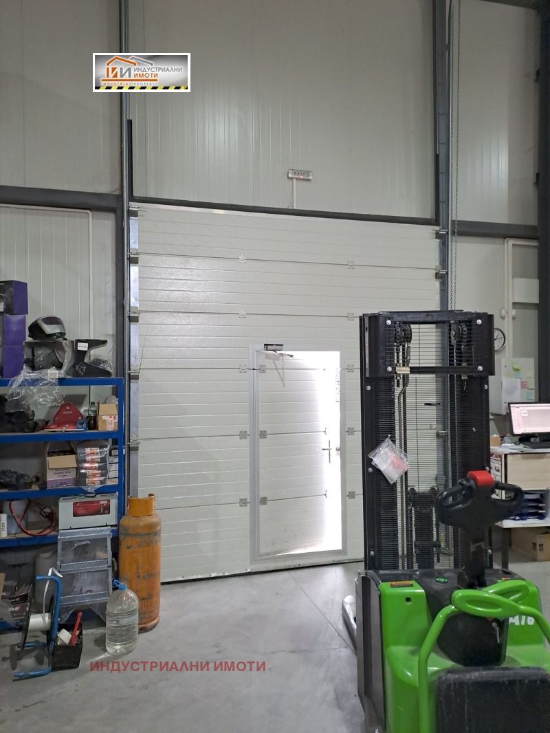 Дава под наем ПРОМ. ПОМЕЩЕНИЕ, гр. Пловдив, Индустриална зона - Юг, снимка 4 - Производствени сгради - 53382826