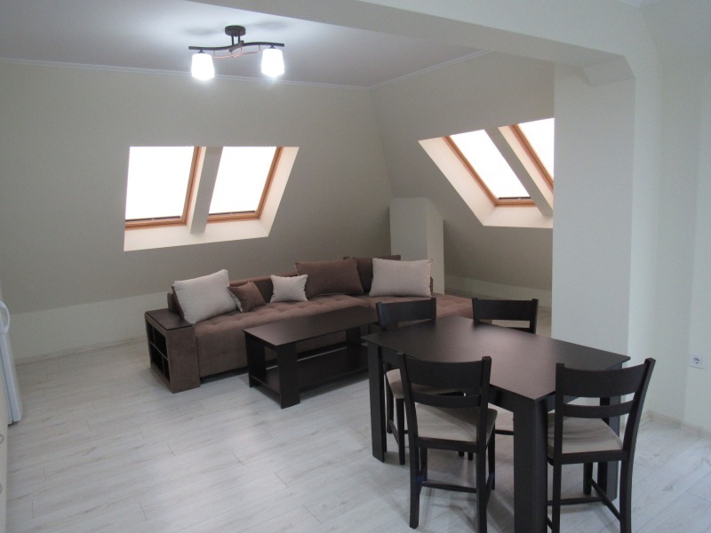 For Rent  1 bedroom Burgas , Slaveykov , 80 sq.m | 85958702