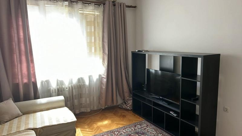 Vuokrattavana  1 makuuhuone Sofia , Tsentar , 83 neliömetriä | 38714570