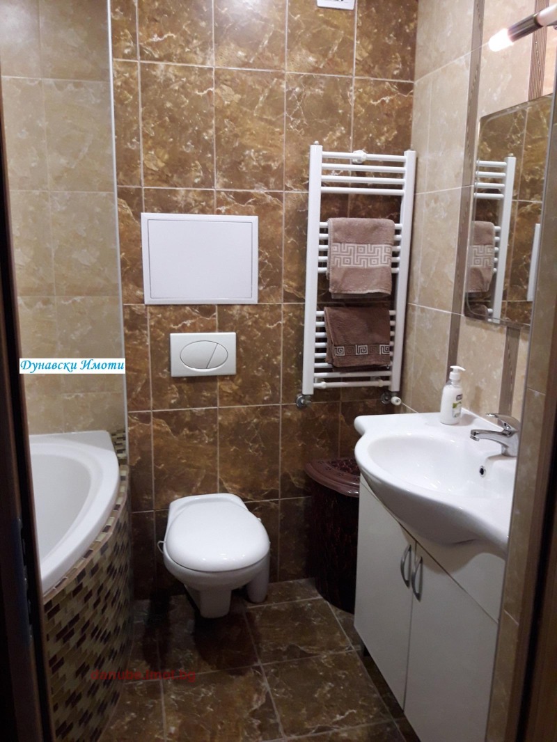 För uthyrning  1 sovrum Ruse , Centar , 65 kvm | 68610904 - bild [7]