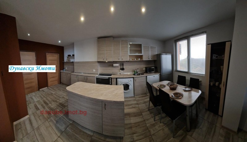 För uthyrning  1 sovrum Ruse , Centar , 65 kvm | 68610904 - bild [2]