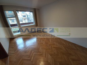 2 bedroom Tsentar, Sofia 8