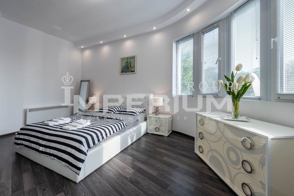 Дава под наем 4-СТАЕН, гр. Варна, Център, снимка 11 - Апартаменти - 55206910