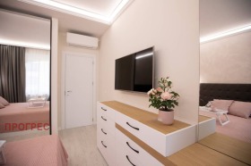 1 chambre Hristo Smirnenski, Plovdiv 10